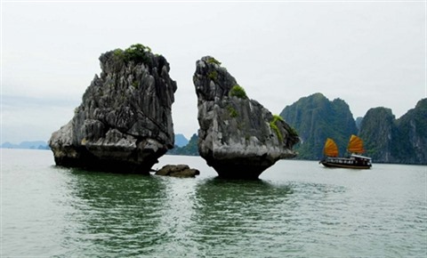 La baie d'Ha Long parmi les merveilles naturelles du monde