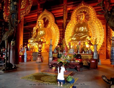 Conférence internationale sur le tourisme spirituel pour le développement durable à Ninh Binh