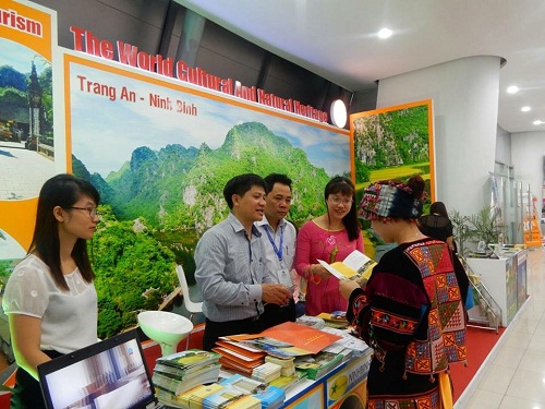 Promotion du tourisme de Ninh Binh à la Foire internationale du Tourisme de Da Nang 2016 