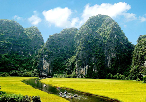 Coopération avec le réseau social TikTok pour promouvoir le tourisme de Ninh Binh