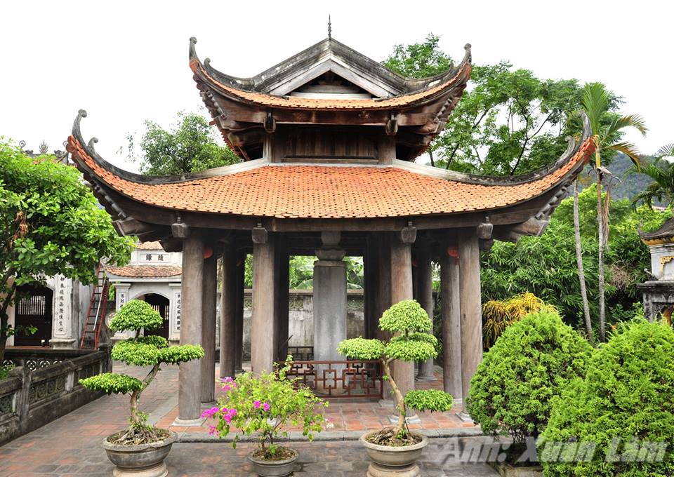 La colonne bouddhiste millénaire de l’ancient capital de Hoa Lu 