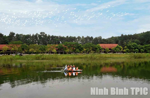 Hồ Đồng Chương