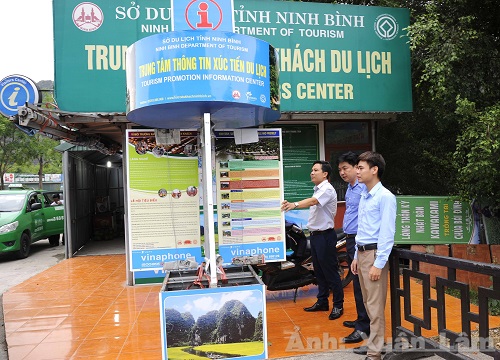 Trung tâm Thông tin Xúc tiến Du lịch Ninh Bình kiểm tra cơ sở vật chất các trạm hỗ trợ khách du lịch, biển quảng cáo du lịch tấm lớn, chủ động ứng phó với tình hình mưa bão năm 2019