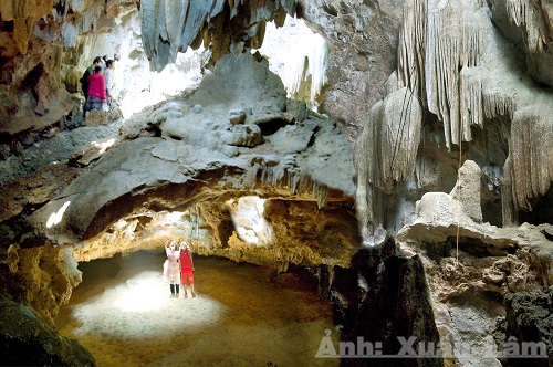 Động Thiên Hà - Tuyệt tác hang động tại Ninh Bình