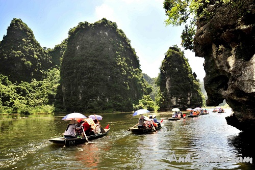 Khu du lịch sinh thái Tràng An – “ Thành trì quân sự thời Đinh, Tiền Lê”