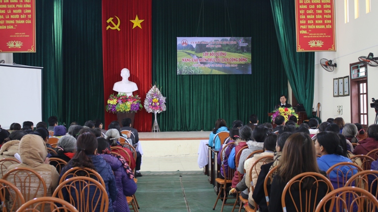 Sở Du lịch Ninh Bình tổ chức Lớp bồi dưỡng du lịch cộng đồng tại Khu du lịch Tam Cốc - Bích Động và khu du lịch chùa Bái Đính