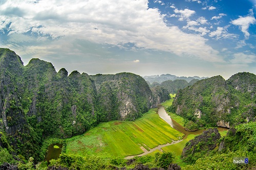 Khu du lịch Hang Múa – “Tiểu Vạn Lý Trường Thành” trên đất Cố đô