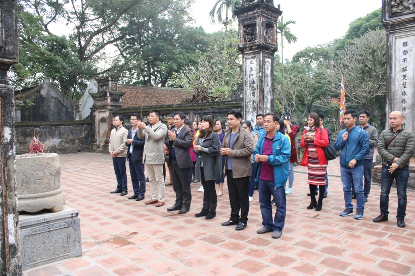 Khảo sát 'Hành trình qua các kinh đô Việt cổ' tại Ninh Bình