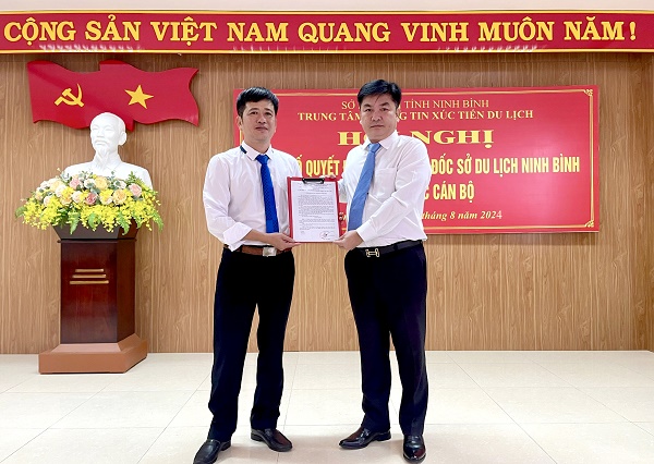 Hội nghị công bố quyết định bổ nhiệm chức danh Phó Giám đốc Trung tâm Thông tin Xúc tiến Du lịch, thuộc Sở Du lịch tỉnh Ninh Bình