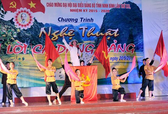 Trung tâm Văn hoá tỉnh  với những việc làm thiết thực dâng lên Đảng niềm tin son sắc                                                             